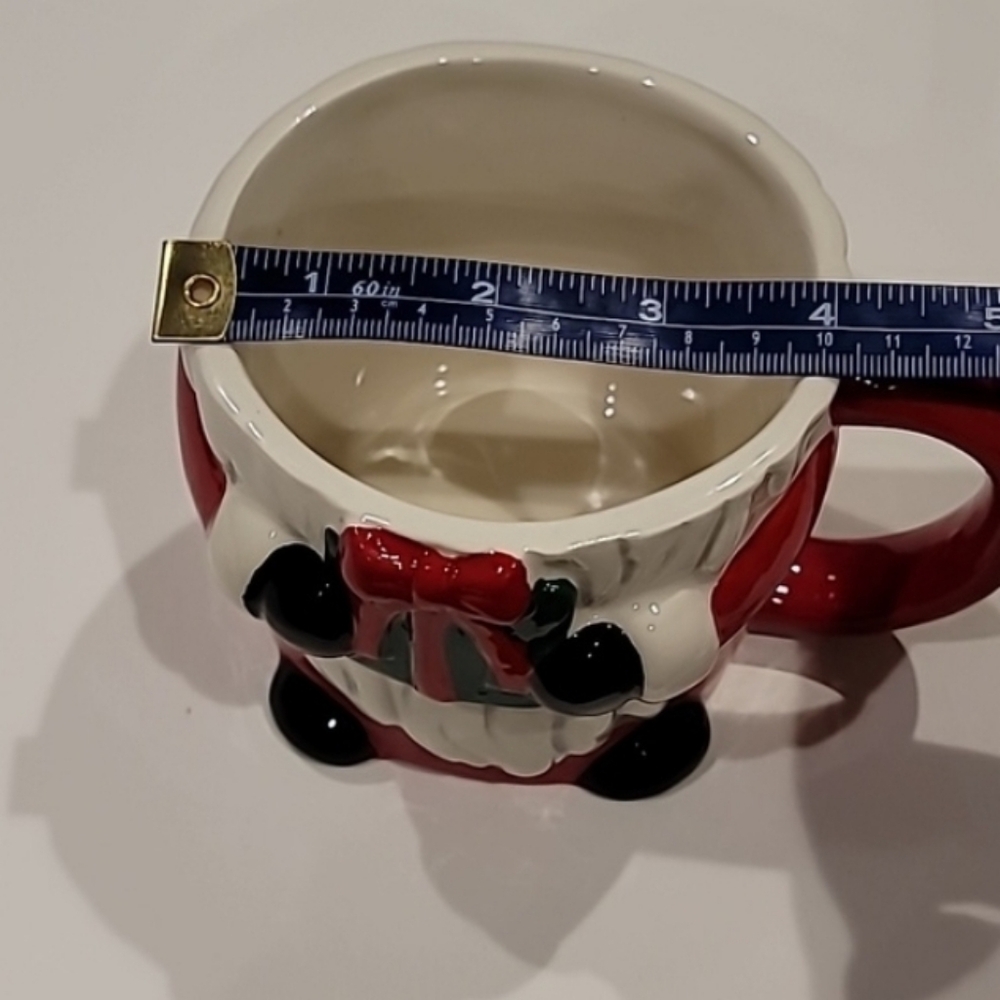 Bo's Artisan Attic Santa With A Gift Holiday Large Coffee Mug Red Green - Picture 7 of 7